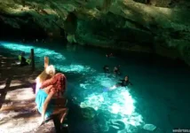 Nado en Cenote