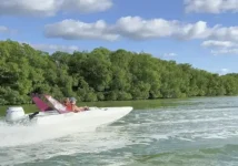 Disfutando a toda velocidad la laguna Nichupte