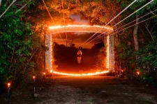 Tirolesas entre fuego